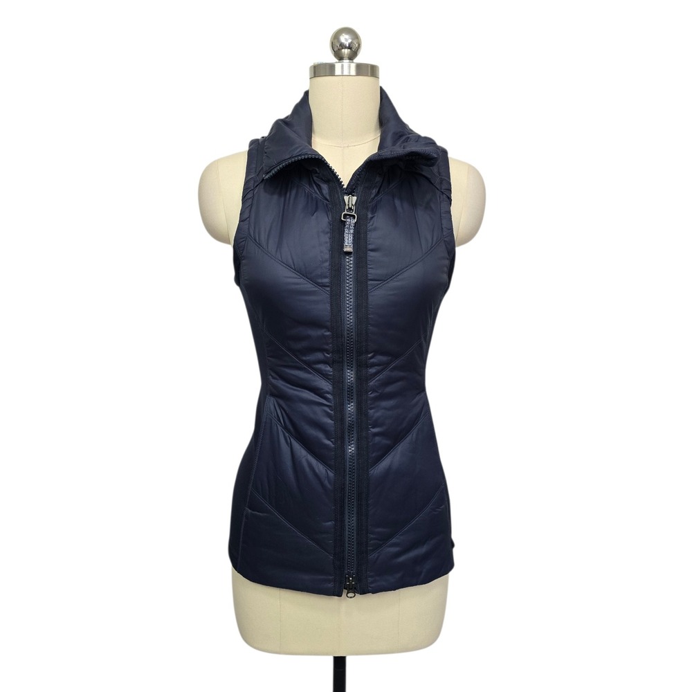 Athleta Navy Blue Quilted Puffer Vest‎ Womens XXS Full Zip Lightweight Layering